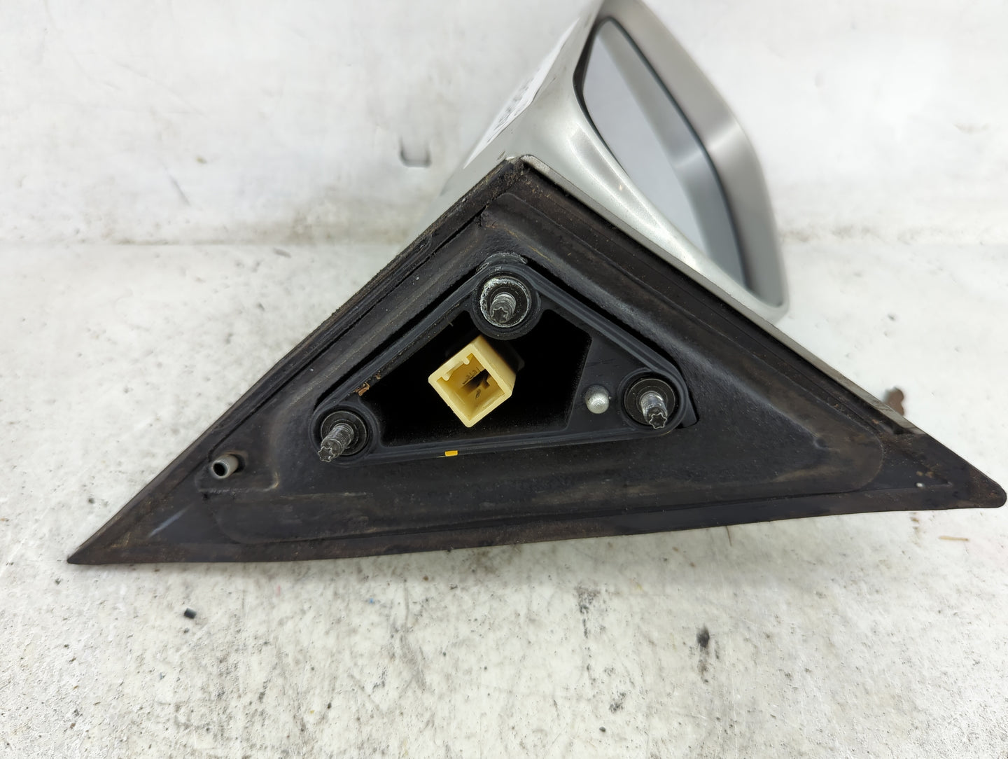 2002-2006 Toyota Camry Driver Side View Mirror - Left Door Mirror OEM Used - Oemusedautoparts1.com