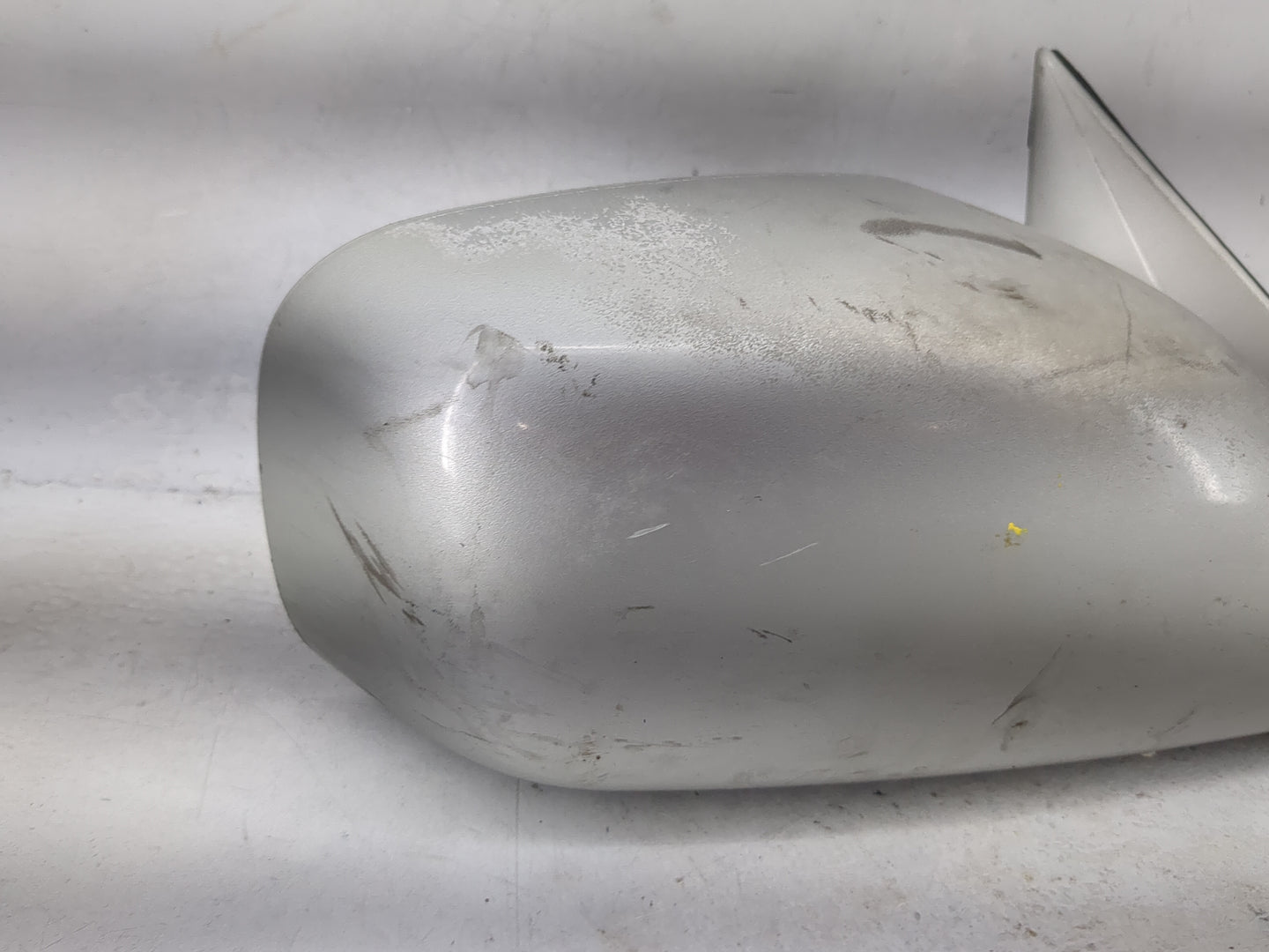2002-2006 Toyota Camry Passenger Side View Mirror - Right Door Mirror OEM Used - Oemusedautoparts1.com