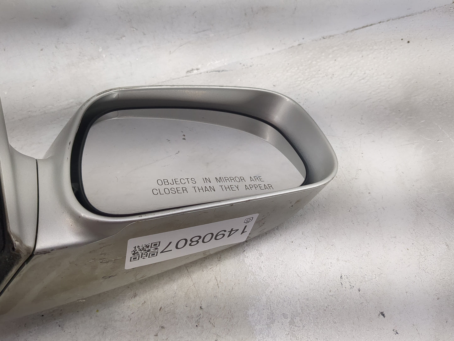 2002-2006 Toyota Camry Passenger Side View Mirror - Right Door Mirror OEM Used - Oemusedautoparts1.com