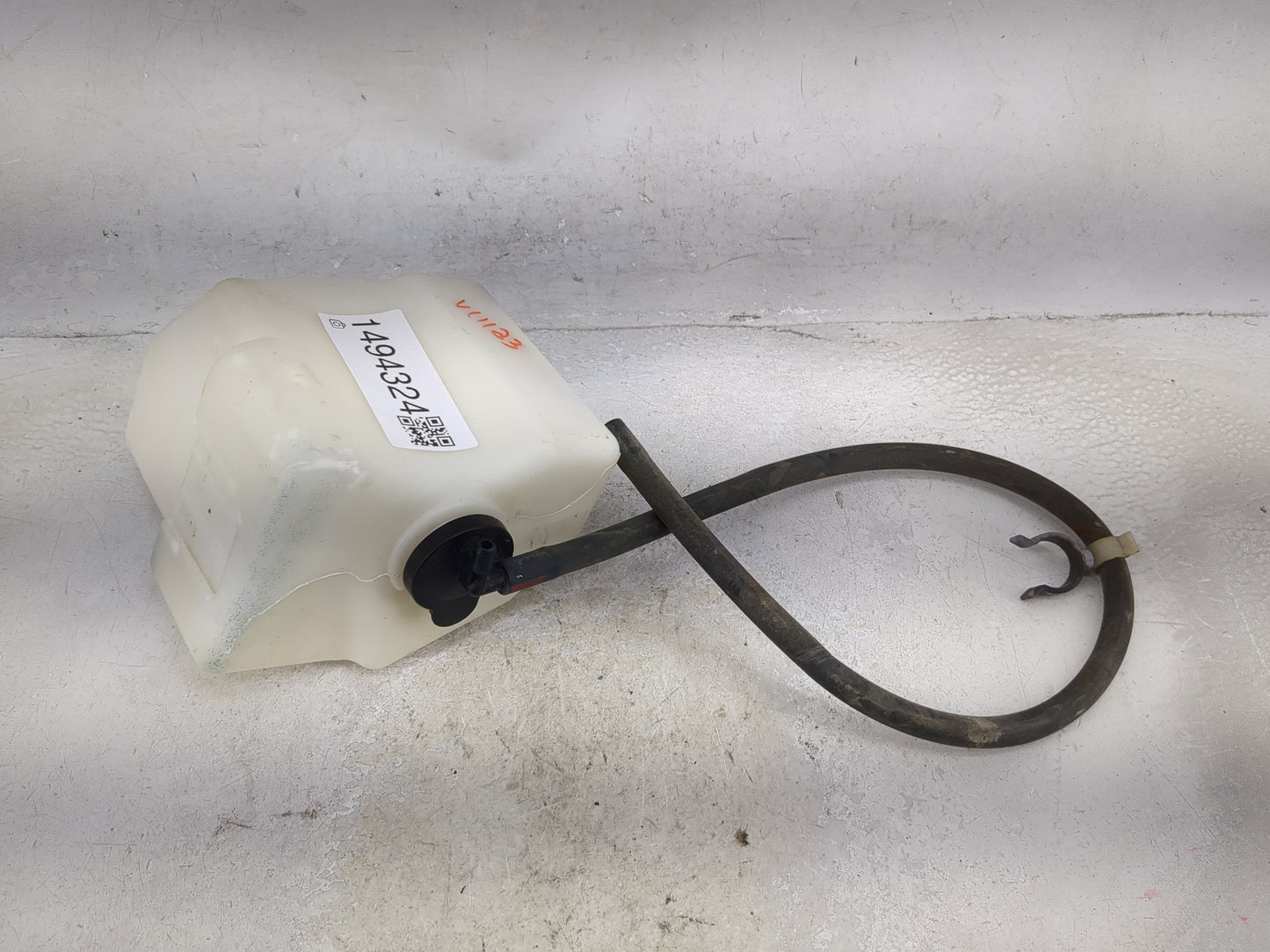 2004-2006 Toyota Camry Radiator Coolant Overflow Expansion Tank Bottle 1494324 - Oemusedautoparts1.com