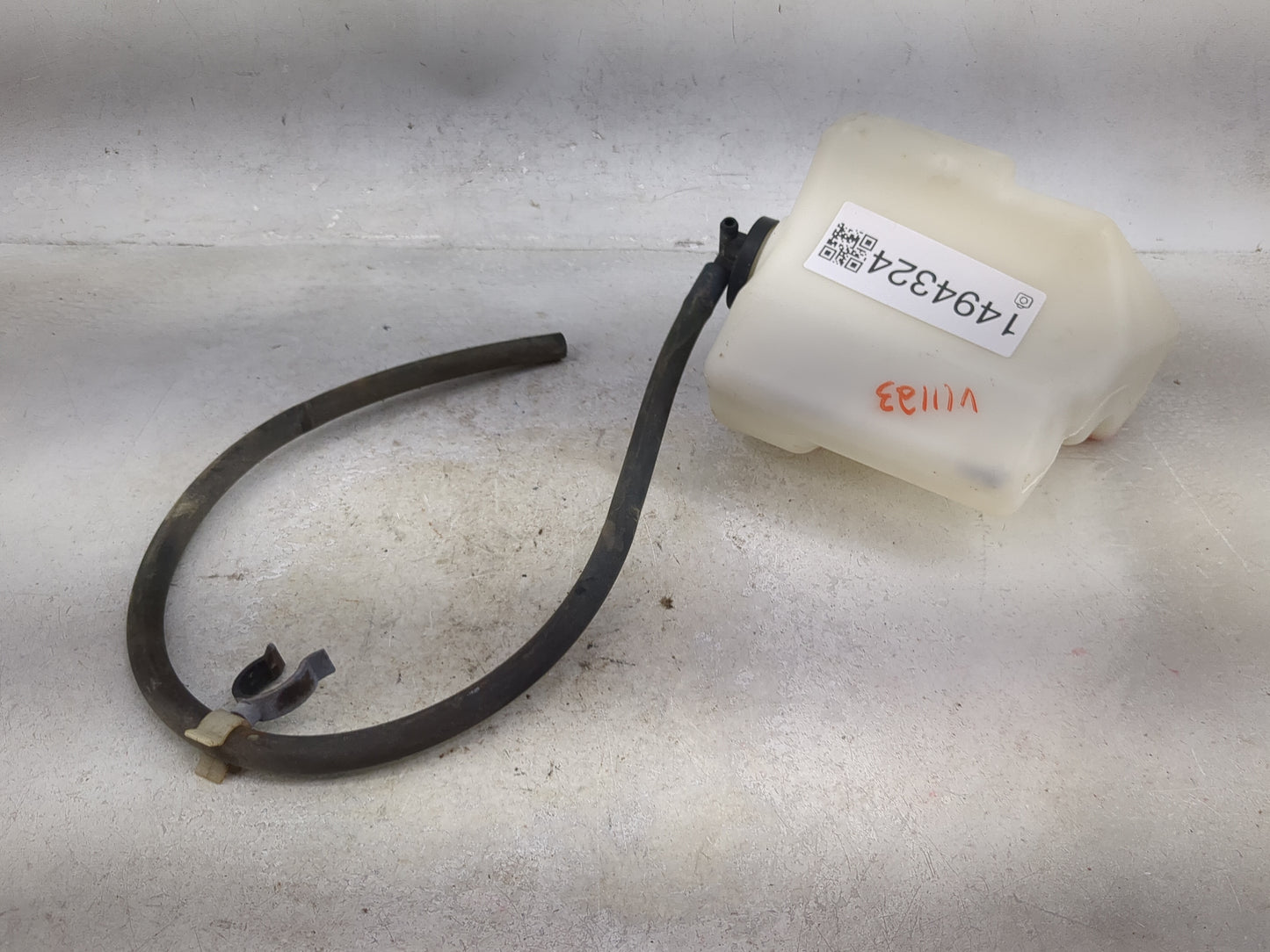 2004-2006 Toyota Camry Radiator Coolant Overflow Expansion Tank Bottle 1494324 - Oemusedautoparts1.com