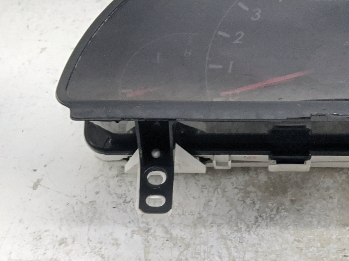 2005-2006 Toyota Camry Instrument Cluster Speedometer Gauges P/N:83800-06C10-00 TN257420-7112 Miles:119K Fits Fits 2005 2006