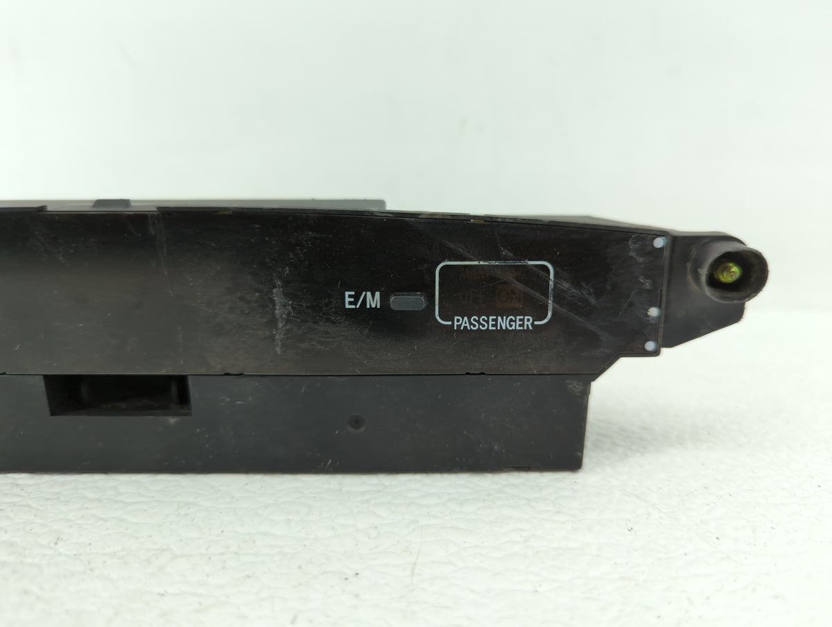 2005 Toyota Camry Toyota Camry Dash Digital Clock Display Assembly - Oemusedautoparts1.com