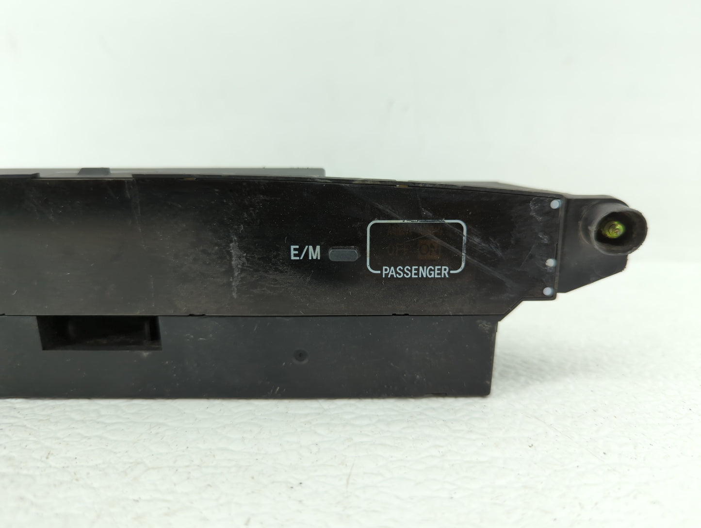 2005 Toyota Camry Toyota Camry Dash Digital Clock Display Assembly - Oemusedautoparts1.com