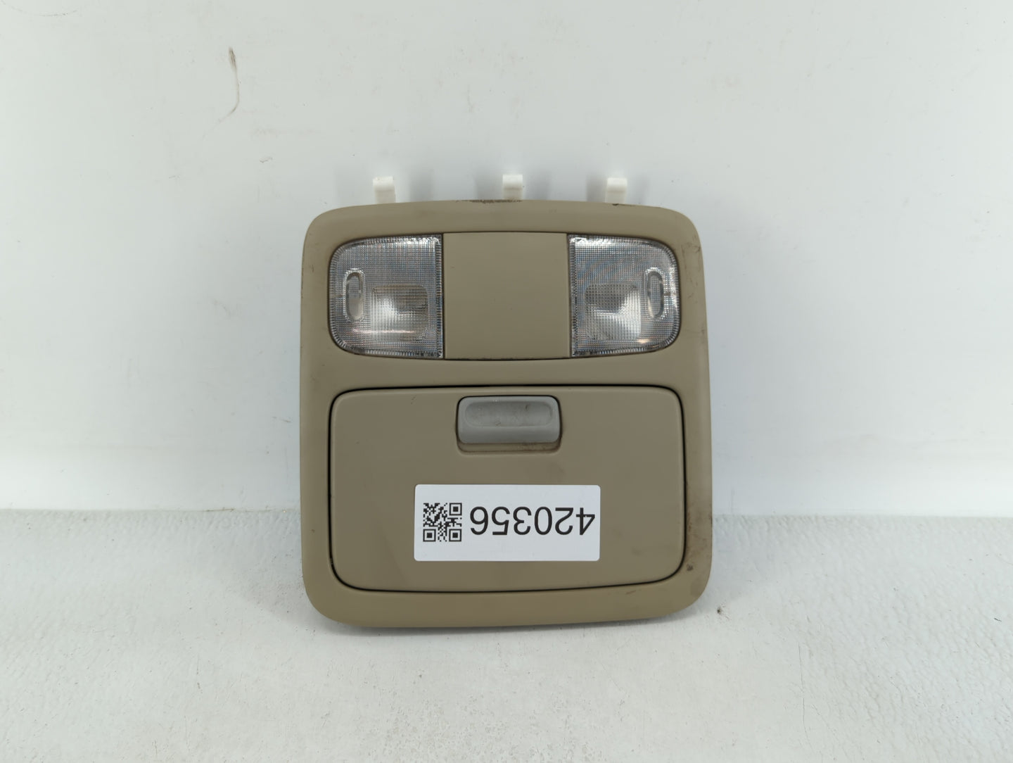2005 Toyota Camry Overhead Roof Console - Oemusedautoparts1.com