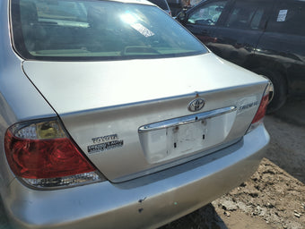 compare product 2002-2006 Toyota Camry Trunk/decklid/hatch/tailgate Oem 5005013