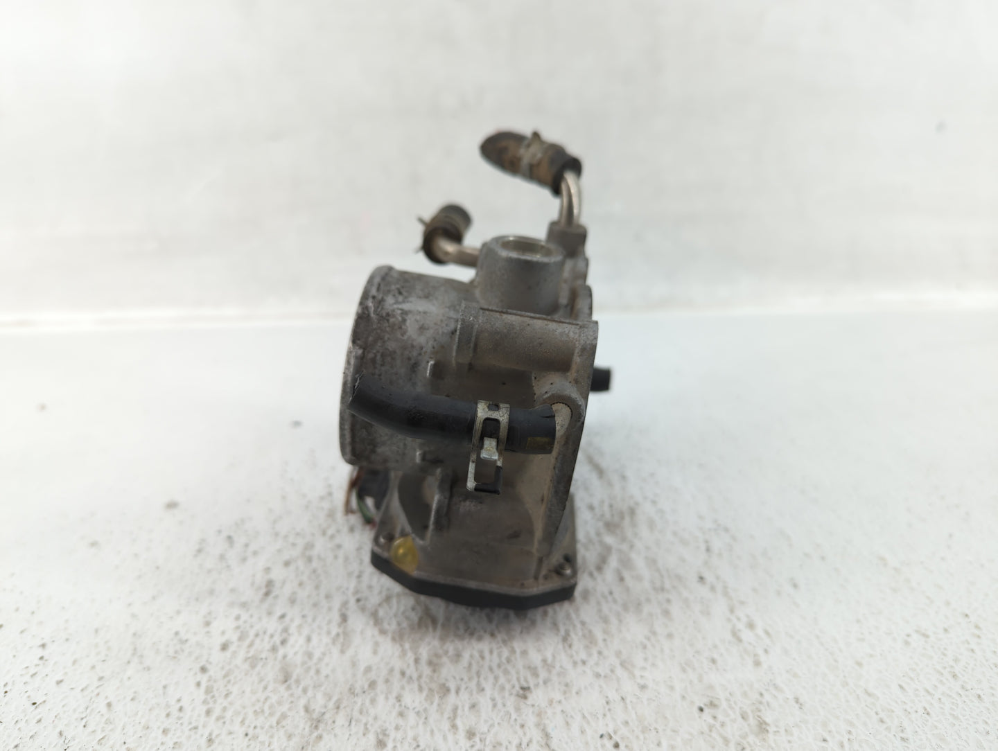 2004-2006 Toyota Camry Throttle Body P/N:22030-0H020, 22030-28070, 22030-0H021, 22030-28060 Fits Fits 2004 2005 2006 2007 OE