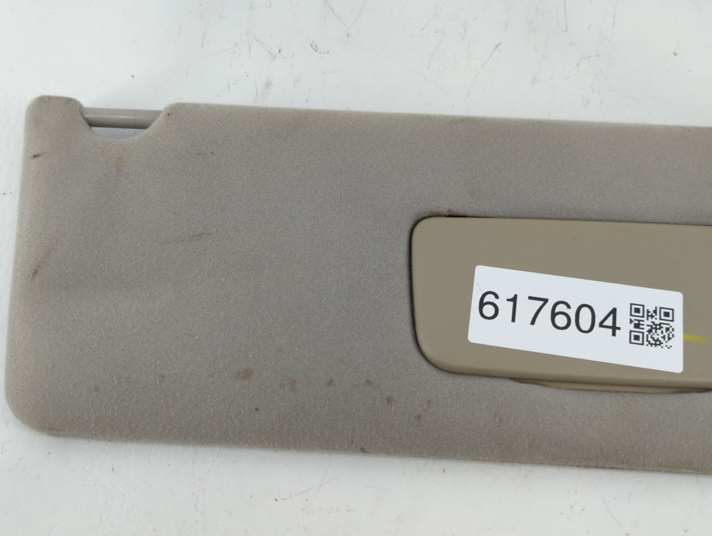 2002-2006 Toyota Camry Sun Visor Shade Replacement Passenger Right Mirror Fits Fits 2002 2003 2004 2005 2006 OEM Used Auto P