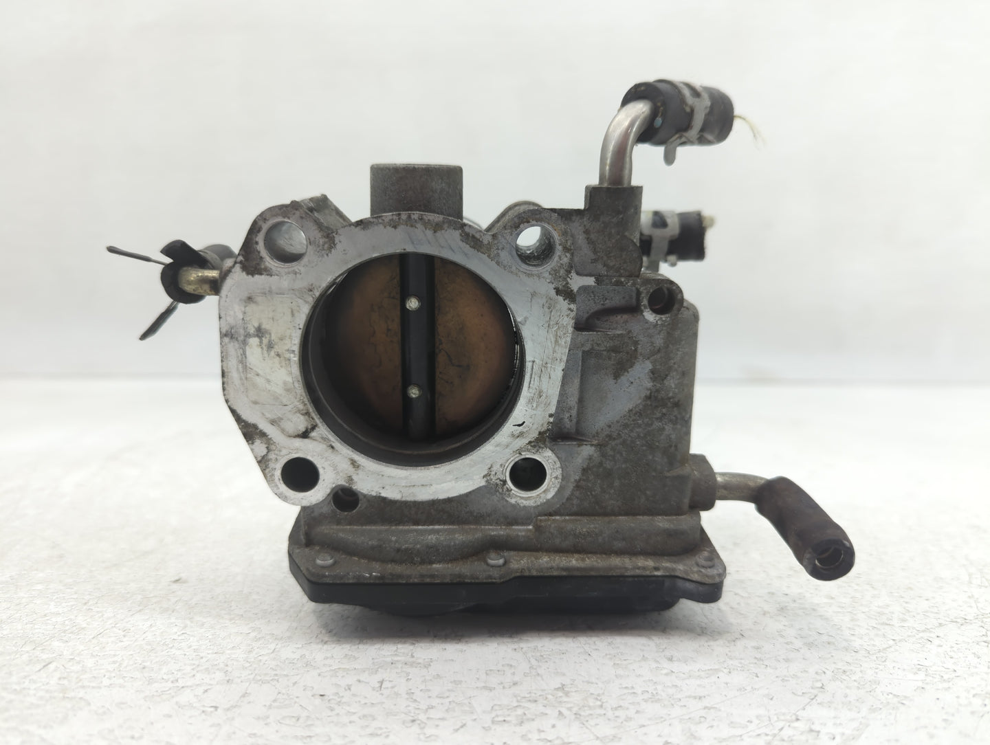 2004-2006 Toyota Camry Throttle Body P/N:22030-0H020 Fits Fits 2004 2005 2006 2007 OEM Used Auto Parts - Oemusedautoparts1.c