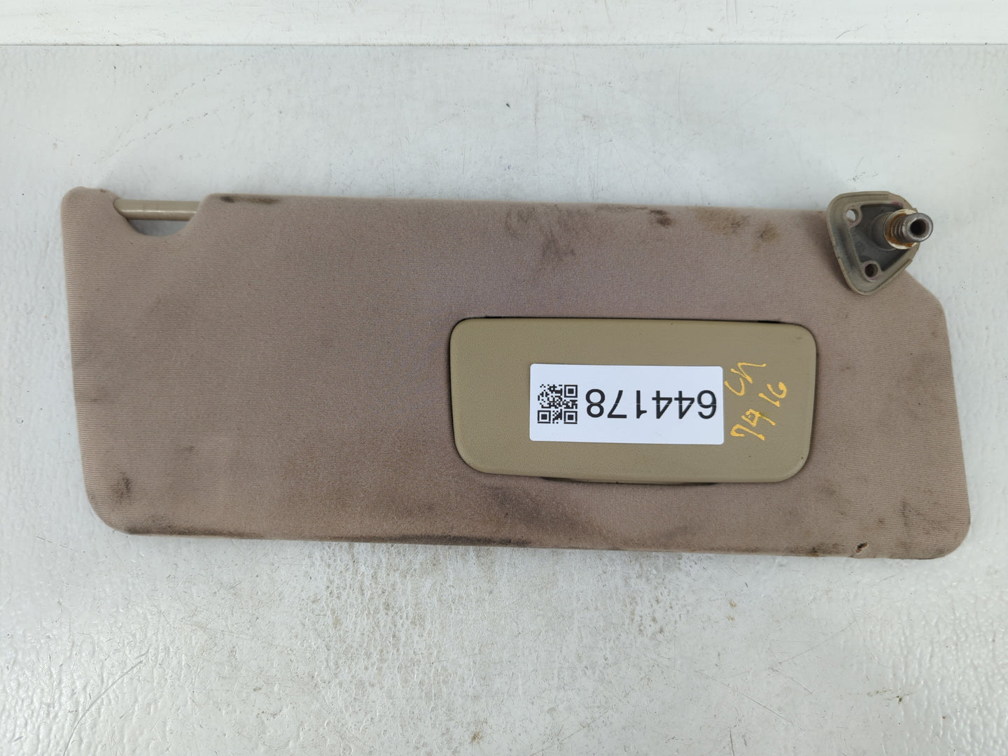 2002-2006 Toyota Camry Sun Visor Shade Replacement Passenger Right Mirror Fits Fits 2002 2003 2004 2005 2006 OEM Used Auto P