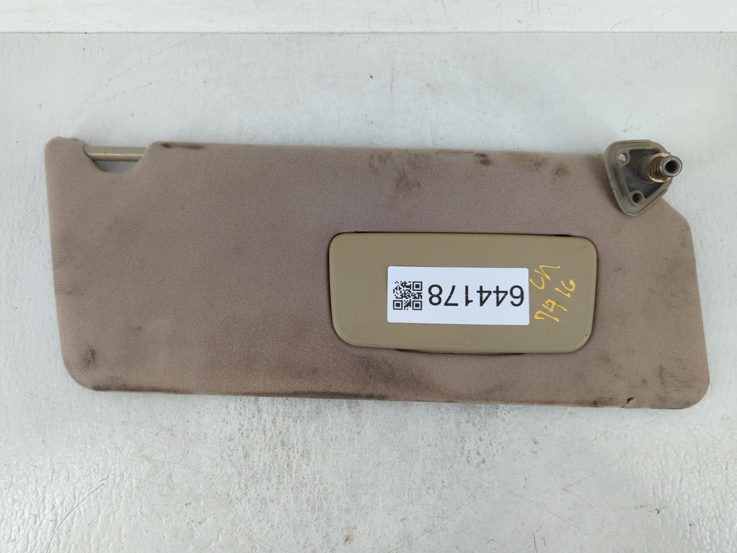 2002-2006 Toyota Camry Sun Visor Shade Replacement Passenger Right Mirror Fits Fits 2002 2003 2004 2005 2006 OEM Used Auto P