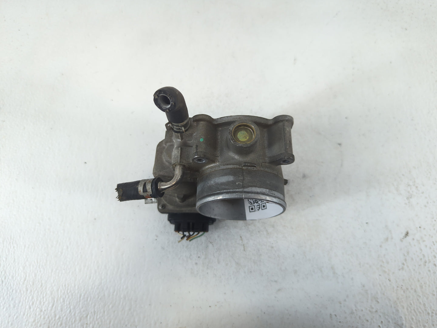 2005 Toyota Camry Throttle Body P/N:22030-0A020 Fits OEM Used Auto Parts - Oemusedautoparts1.com
