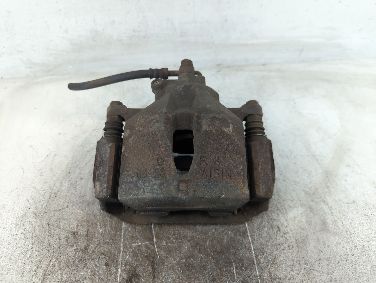 2002-2006 Toyota Camry Front Passenger Right Brake Caliper 699725 - Oemusedautoparts1.com