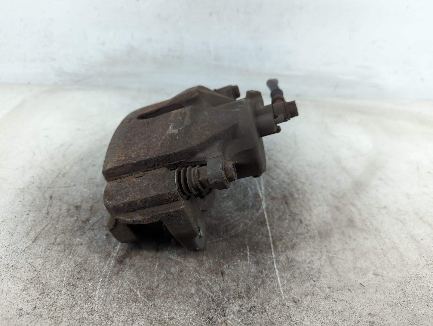 2002-2006 Toyota Camry Front Passenger Right Brake Caliper - Oemusedautoparts1.com