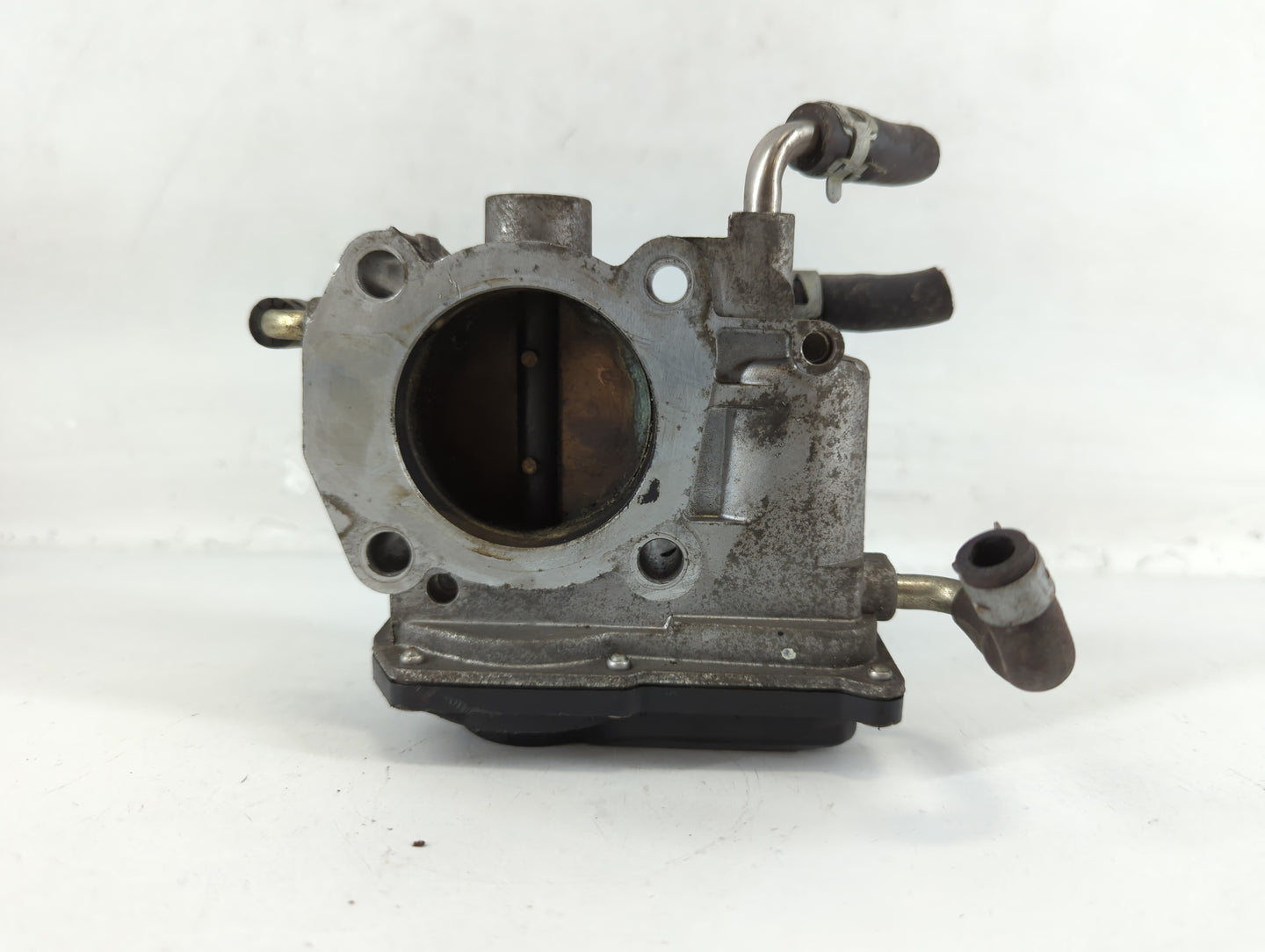 2004-2006 Toyota Camry Throttle Body P/N:22030-0H020 Fits Fits 2004 2005 2006 2007 OEM Used Auto Parts - Oemusedautoparts1.c
