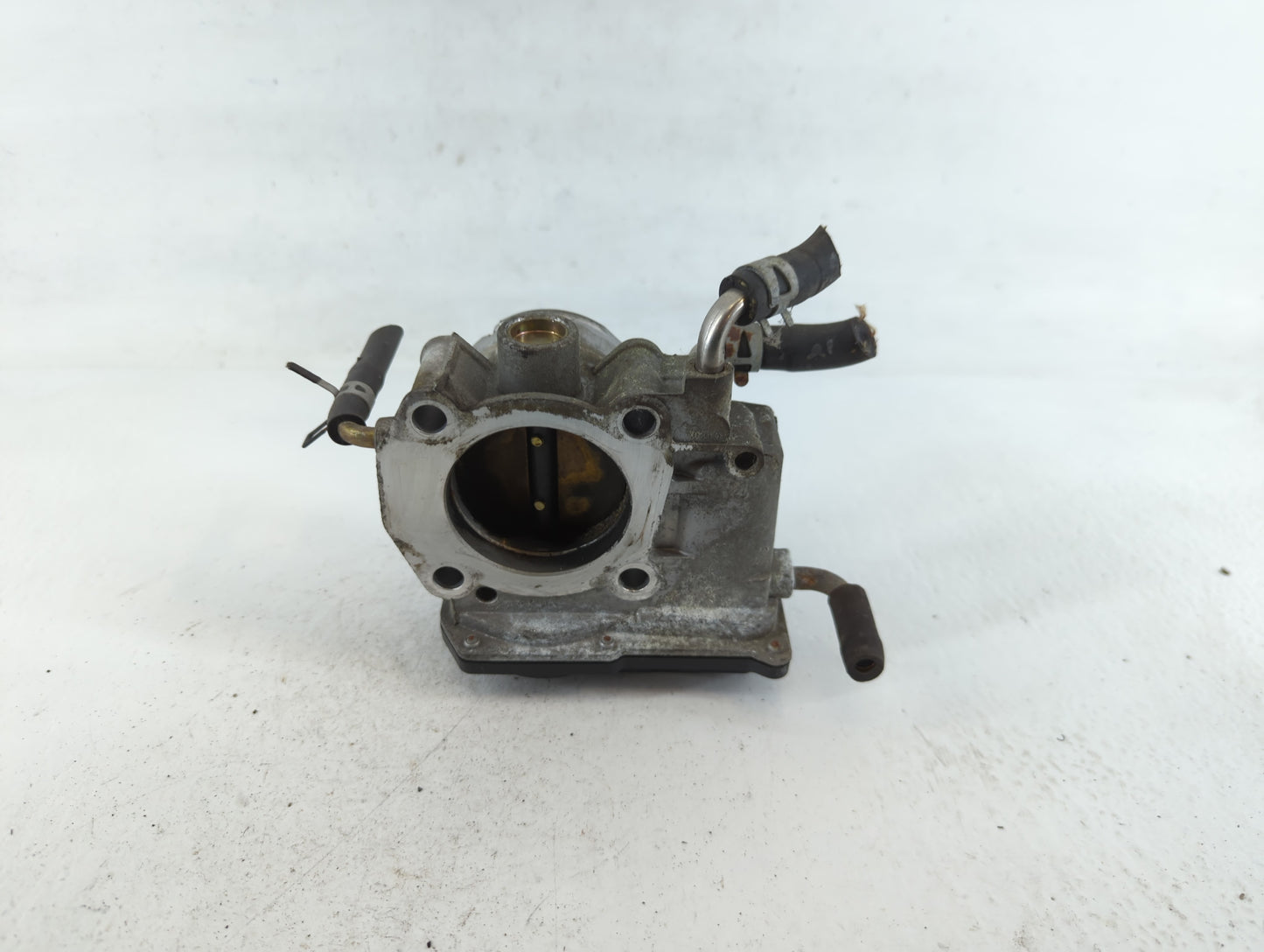 2004-2006 Toyota Camry Throttle Body P/N:22030-0H020 Fits Fits 2004 2005 2006 2007 OEM Used Auto Parts - Oemusedautoparts1.c