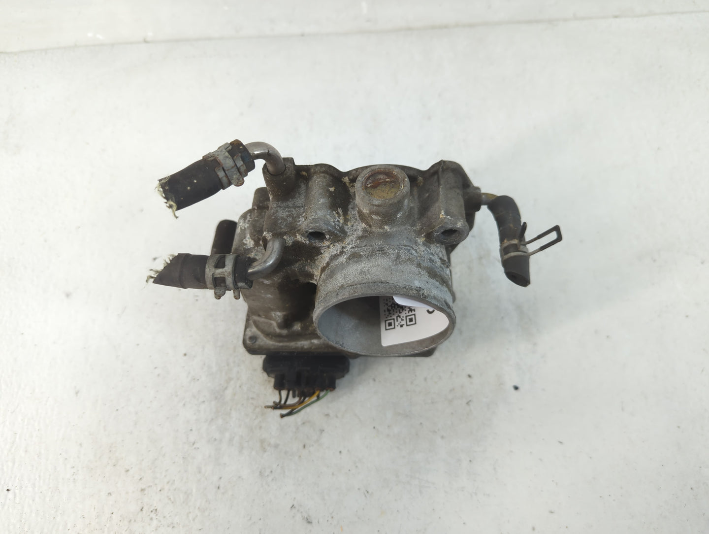 2004-2006 Toyota Camry Throttle Body P/N:22030-0H020 Fits Fits 2004 2005 2006 2007 OEM Used Auto Parts - Oemusedautoparts1.c