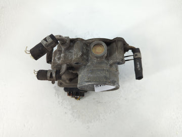 2004-2006 Toyota Camry Throttle Body P/N:22030-0H020 Fits Fits 2004 2005 2006 2007 OEM Used Auto Parts