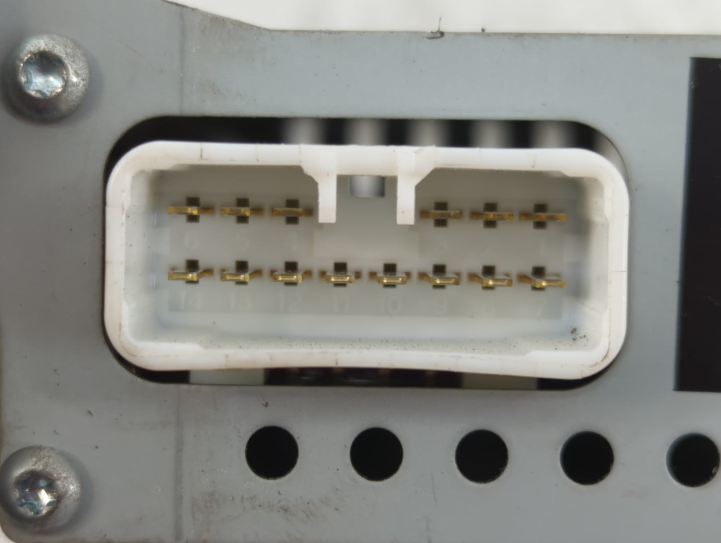 2005 Toyota Camry Radio Speaker Amplifier 86280-aa074 - Oemusedautoparts1.com