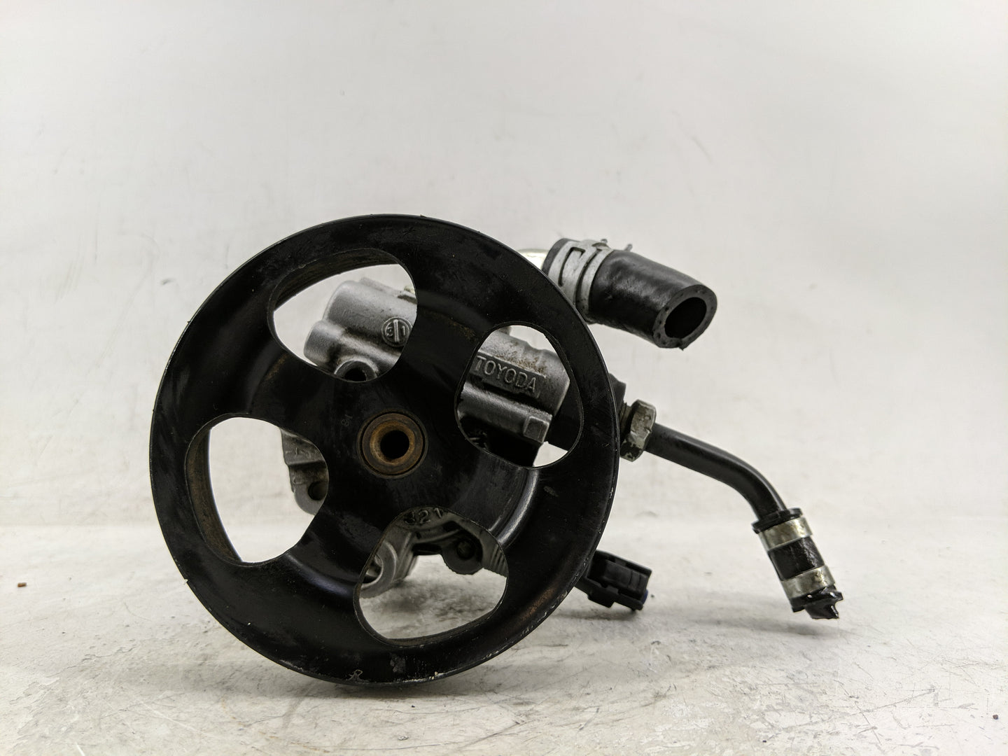 2003-2008 Toyota Corolla Power Steering Column Pump Oem - Oemusedautoparts1.com