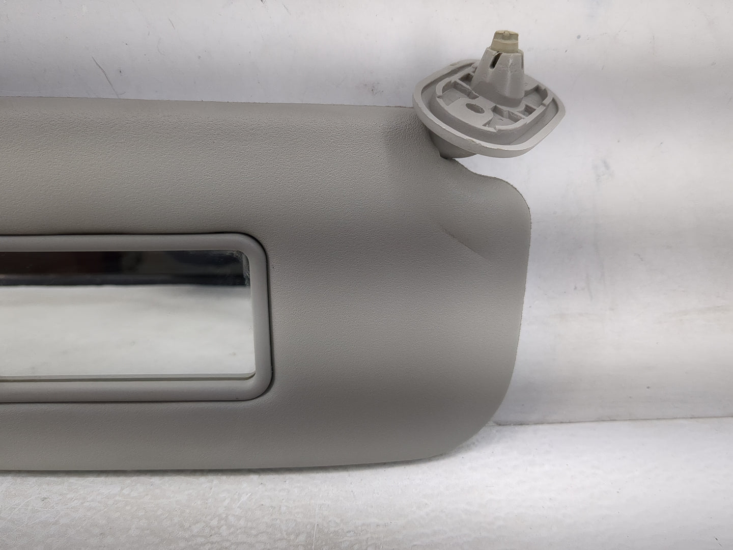 2005-2008 Toyota Corolla Sun Visor Shade Replacement Passenger Right Mirror Fits Fits 2005 2006 2007 2008 OEM Used Auto Part
