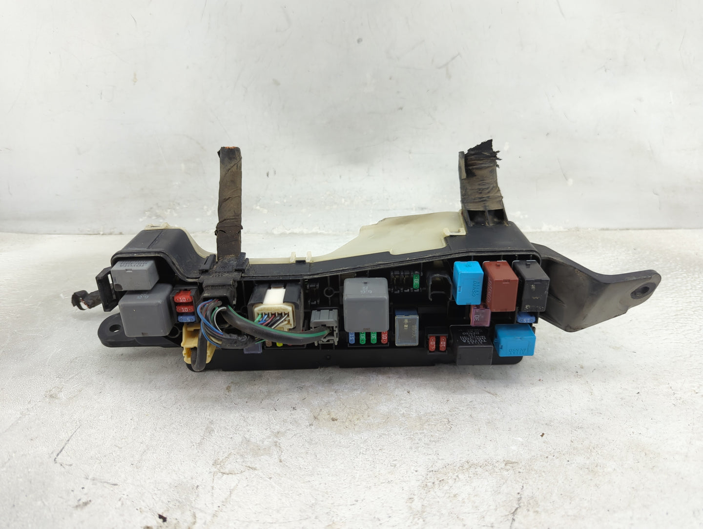 2005-2008 Toyota Corolla Fusebox Fuse Box Panel Relay Module Fits Fits 2005 2006 2007 2008 OEM Used Auto Parts - Oemusedauto