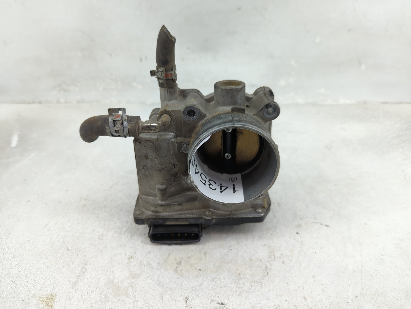 2005-2008 Toyota Corolla Throttle Body P/N:22030-0D031 Fits Fits 2005 2006 2007 2008 OEM Used Auto Parts - Oemusedautoparts1