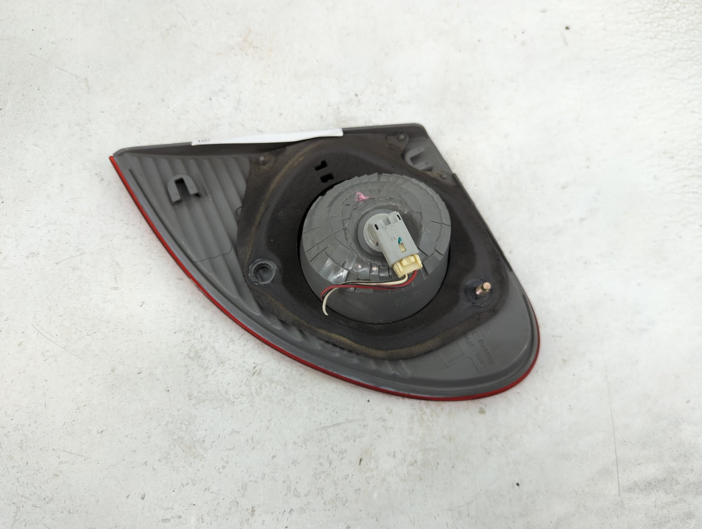 2003-2008 Toyota Corolla Tail Light Assembly Passenger Right OEM P/N:921 12V18W Fits Fits 2003 2004 2005 2006 2007 2008 OEM 