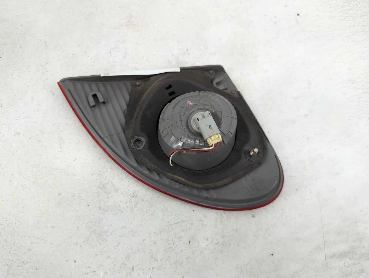 2003-2008 Toyota Corolla Tail Light Assembly Passenger Right OEM P/N:921 12V18W Fits Fits 2003 2004 2005 2006 2007 2008 OEM 