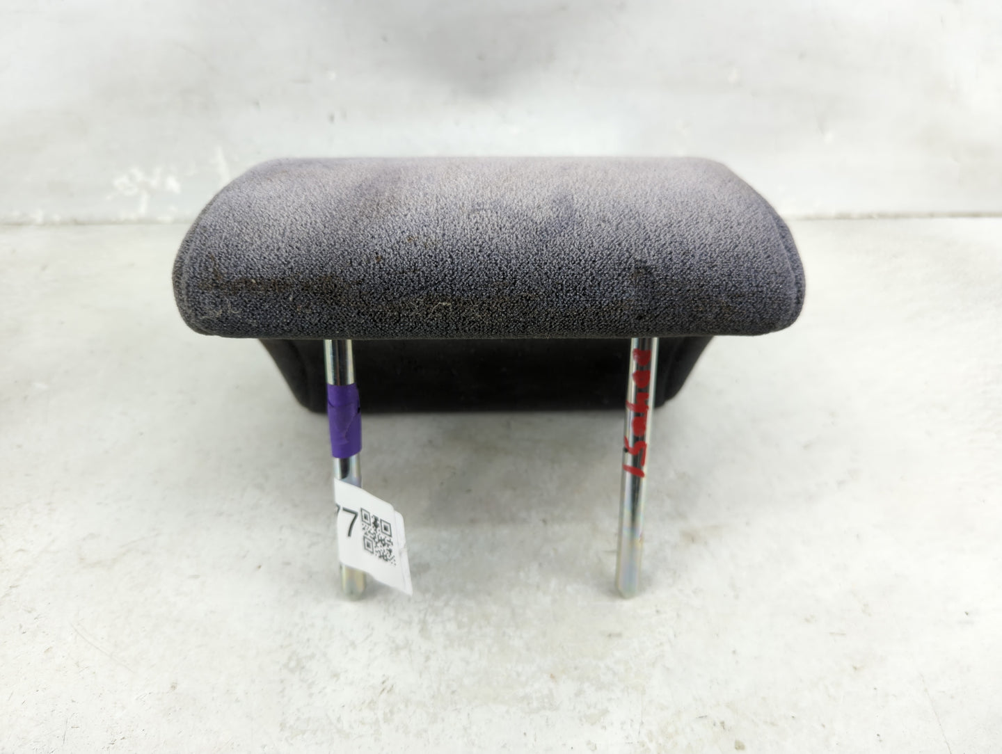 2005-2008 Toyota Corolla Headrest Head Rest Rear Center Seat Fits Fits 2005 2006 2007 2008 OEM Used Auto Parts - Oemusedauto