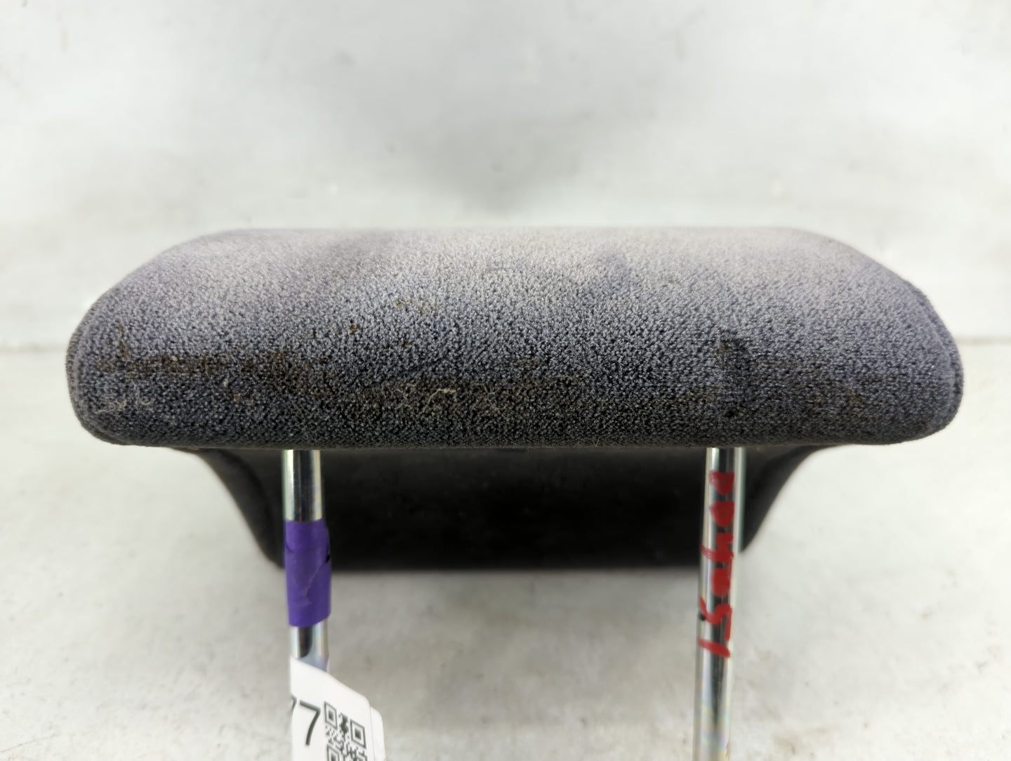 2005-2008 Toyota Corolla Headrest Head Rest Rear Center Seat Fits Fits 2005 2006 2007 2008 OEM Used Auto Parts - Oemusedauto