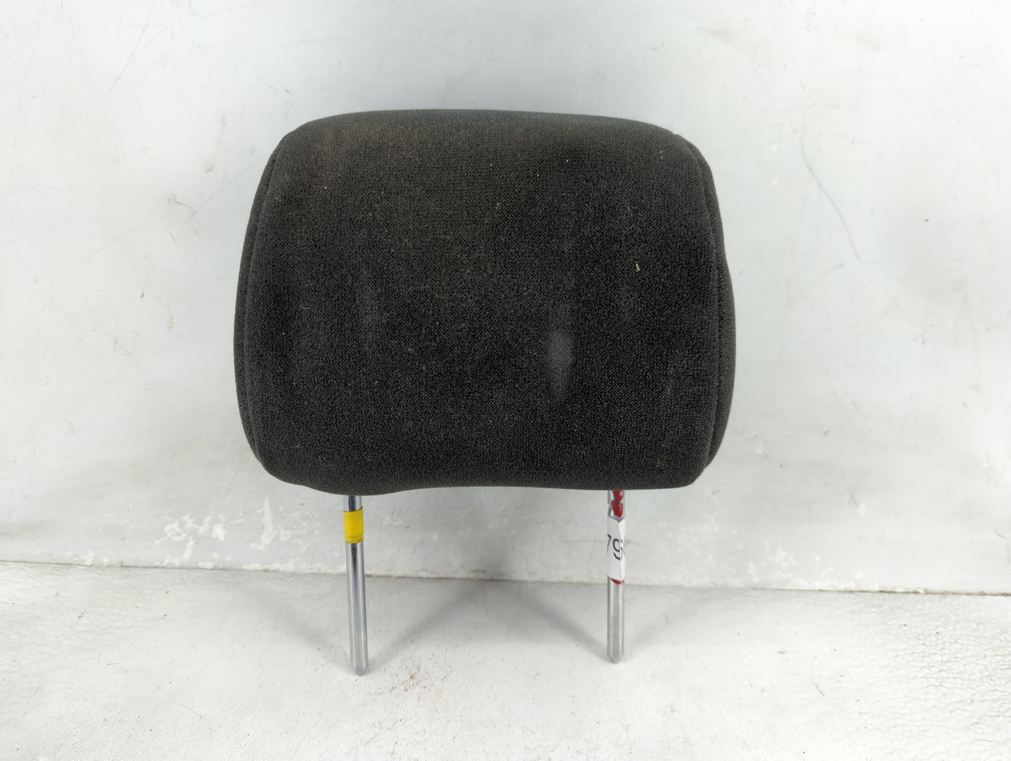 2005-2008 Toyota Corolla Headrest Head Rest Front Driver Seat Black - Oemusedautoparts1.com