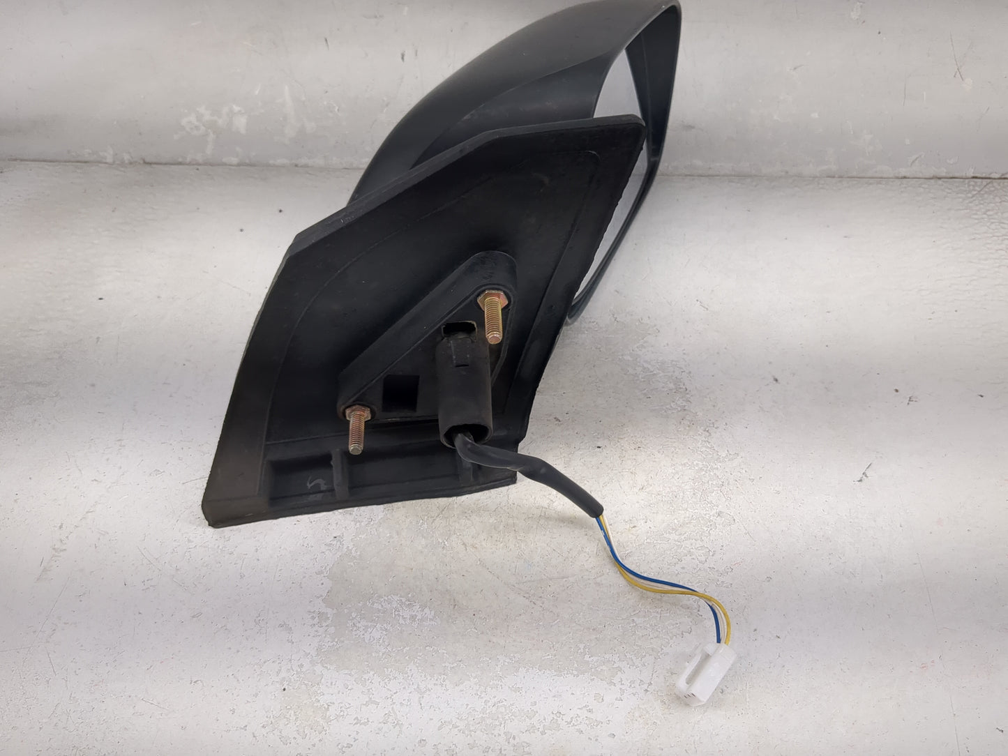 2003-2008 Toyota Corolla Passenger Side View Mirror - Right Door Mirror OEM Used - Oemusedautoparts1.com