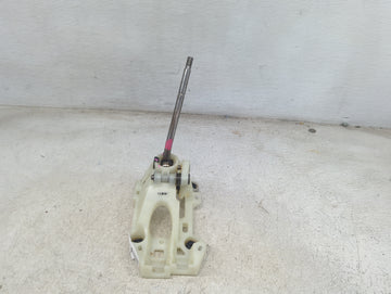 2005 Toyota Corolla Floor Console Assembly Shifter - Oemusedautoparts1.com