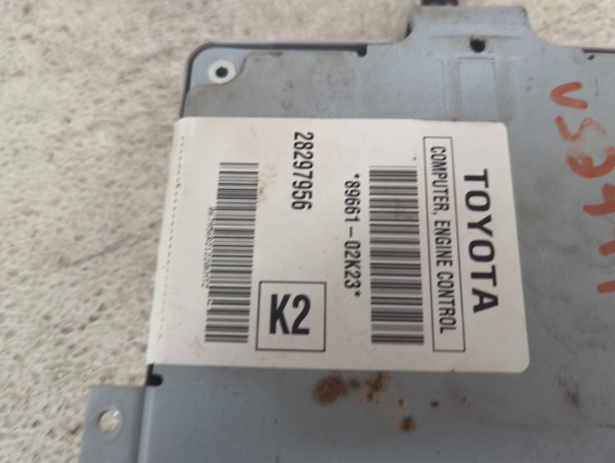 2005-2007 Toyota Corolla PCM Engine Control Computer ECU ECM PCU OEM P/N:89661-02K23 Fits Fits 2005 2006 2007 OEM Used Auto 