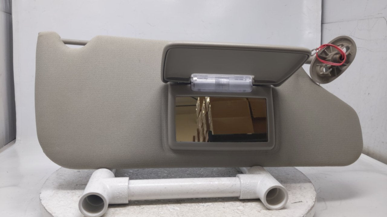 2005 Toyota Corolla Sun Visor Shade Replacement Passenger Right Mirror Fits OEM Used Auto Parts - Oemusedautoparts1.com