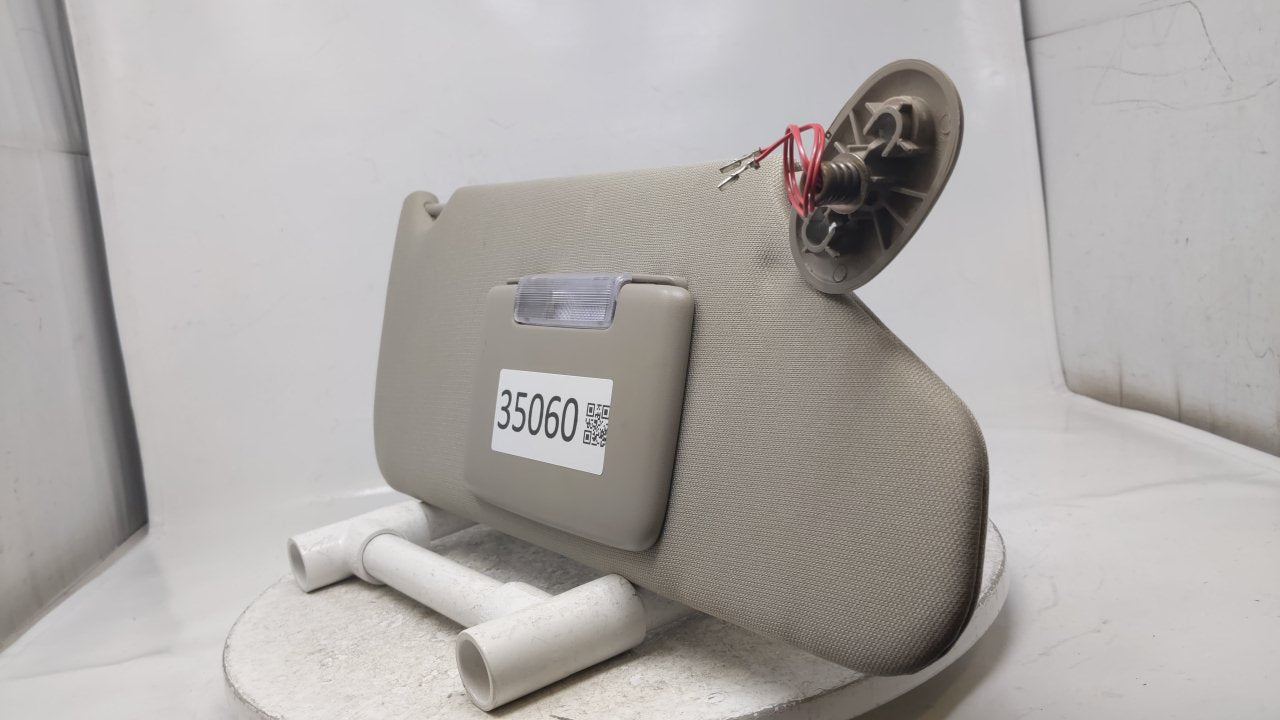 2005 Toyota Corolla Sun Visor Shade Replacement Passenger Right Mirror Fits OEM Used Auto Parts - Oemusedautoparts1.com