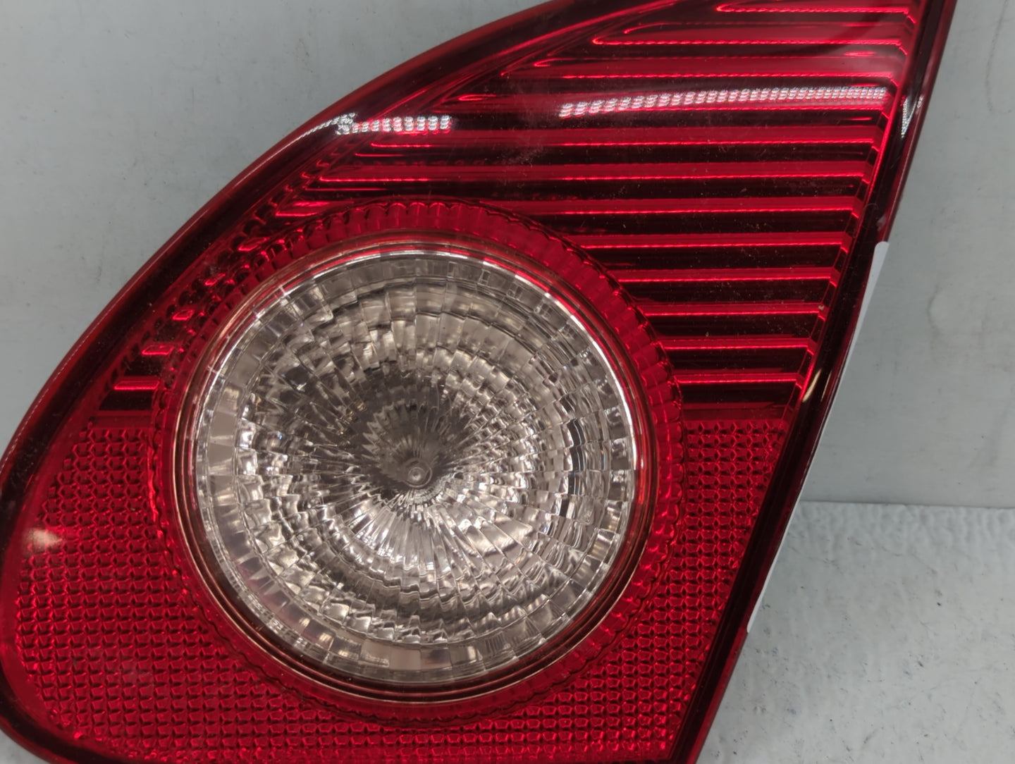 2003-2008 Toyota Corolla Tail Light Assembly Passenger Right OEM P/N:921 12V18W Fits Fits 2003 2004 2005 2006 2007 2008 OEM 