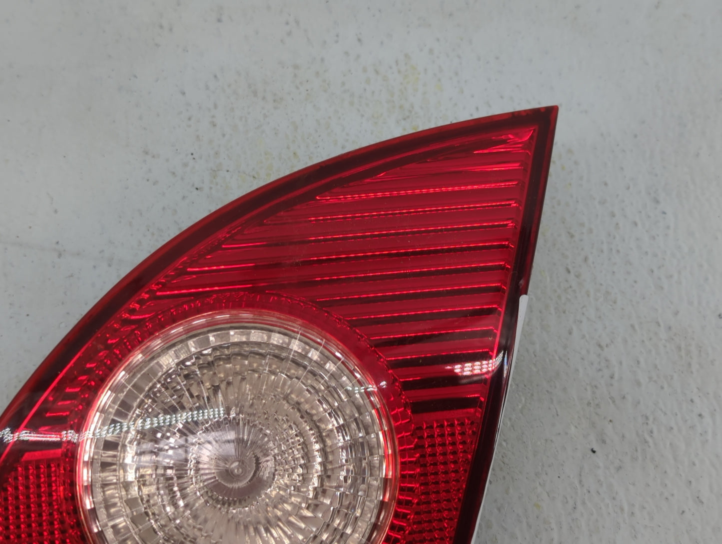 2003-2008 Toyota Corolla Tail Light Assembly Passenger Right OEM P/N:921 12V18W Fits Fits 2003 2004 2005 2006 2007 2008 OEM 