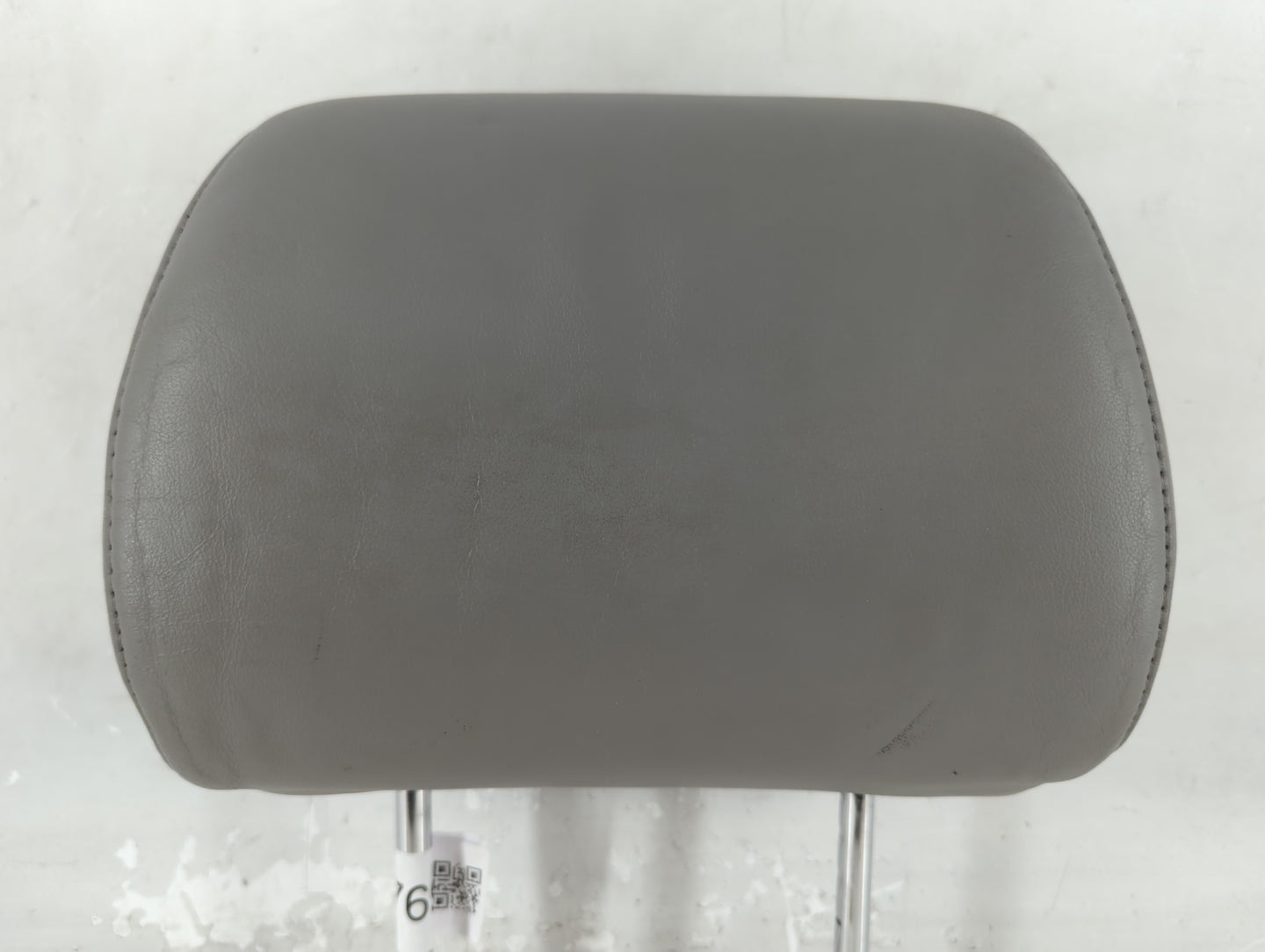 2004-2007 Toyota Highlander Headrest Head Rest Front Driver Passenger Seat Fits Fits 2004 2005 2006 2007 OEM Used Auto Parts