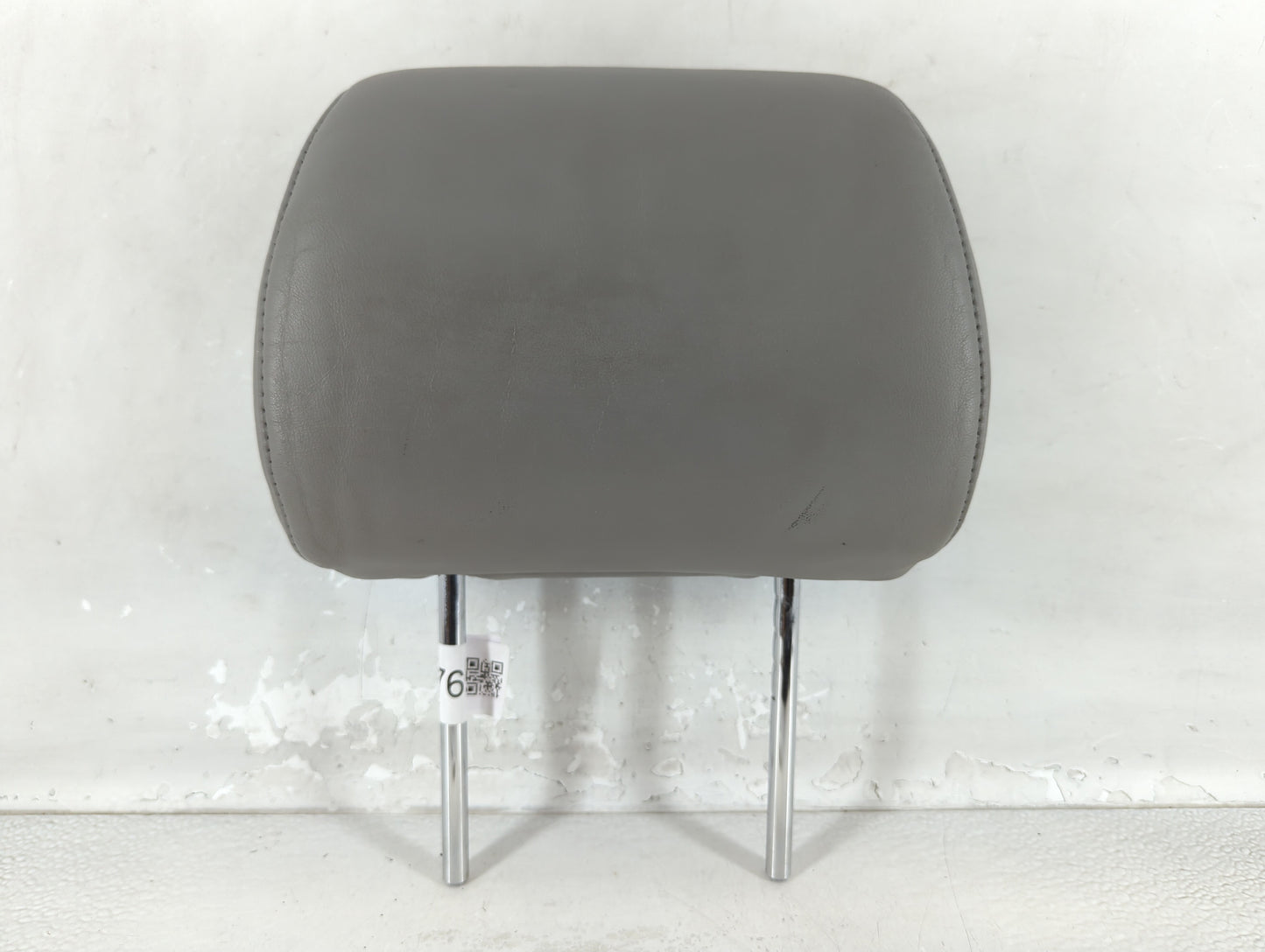 2004-2007 Toyota Highlander Headrest Head Rest Front Driver Passenger Seat Fits Fits 2004 2005 2006 2007 OEM Used Auto Parts