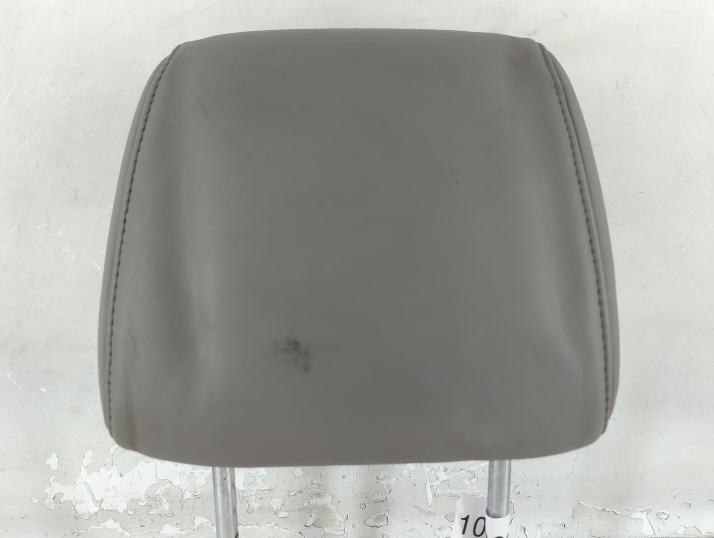 2004-2007 Toyota Highlander Headrest Head Rest Front Driver Passenger Seat Fits Fits 2004 2005 2006 2007 OEM Used Auto Parts