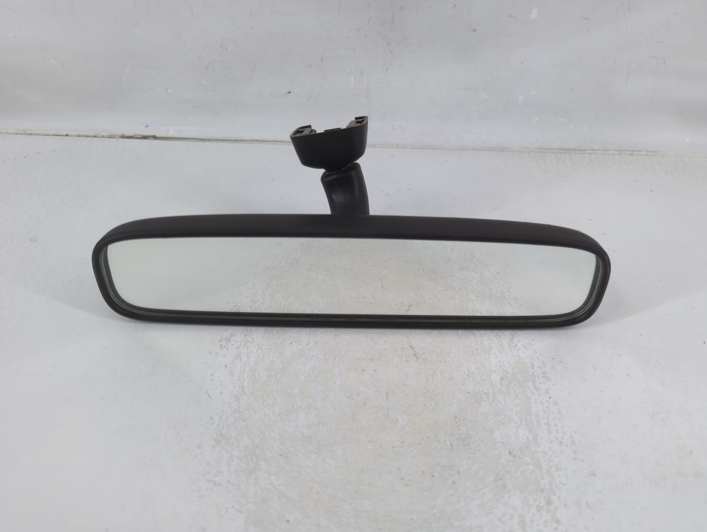 2001-2010 Toyota Highlander Interior Rear View Mirror Replacement OEM P/N:E4012198 Fits OEM Used Auto Parts - Oemusedautopar