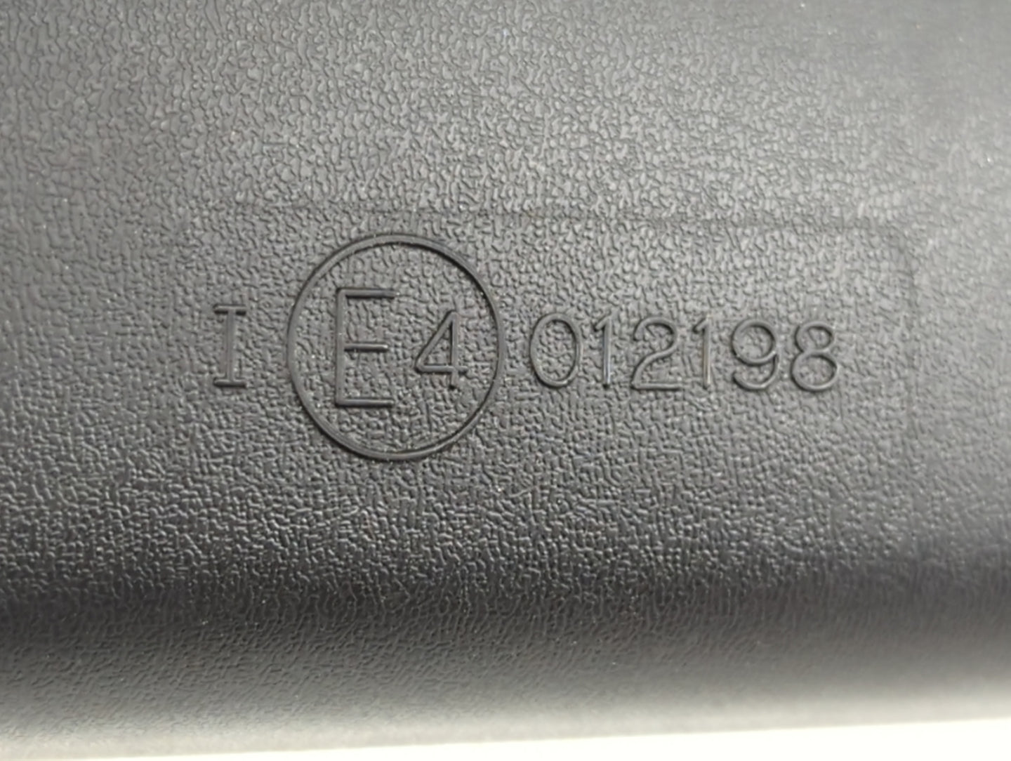 2001-2010 Toyota Highlander Interior Rear View Mirror Replacement OEM P/N:E4012198 Fits OEM Used Auto Parts - Oemusedautopar