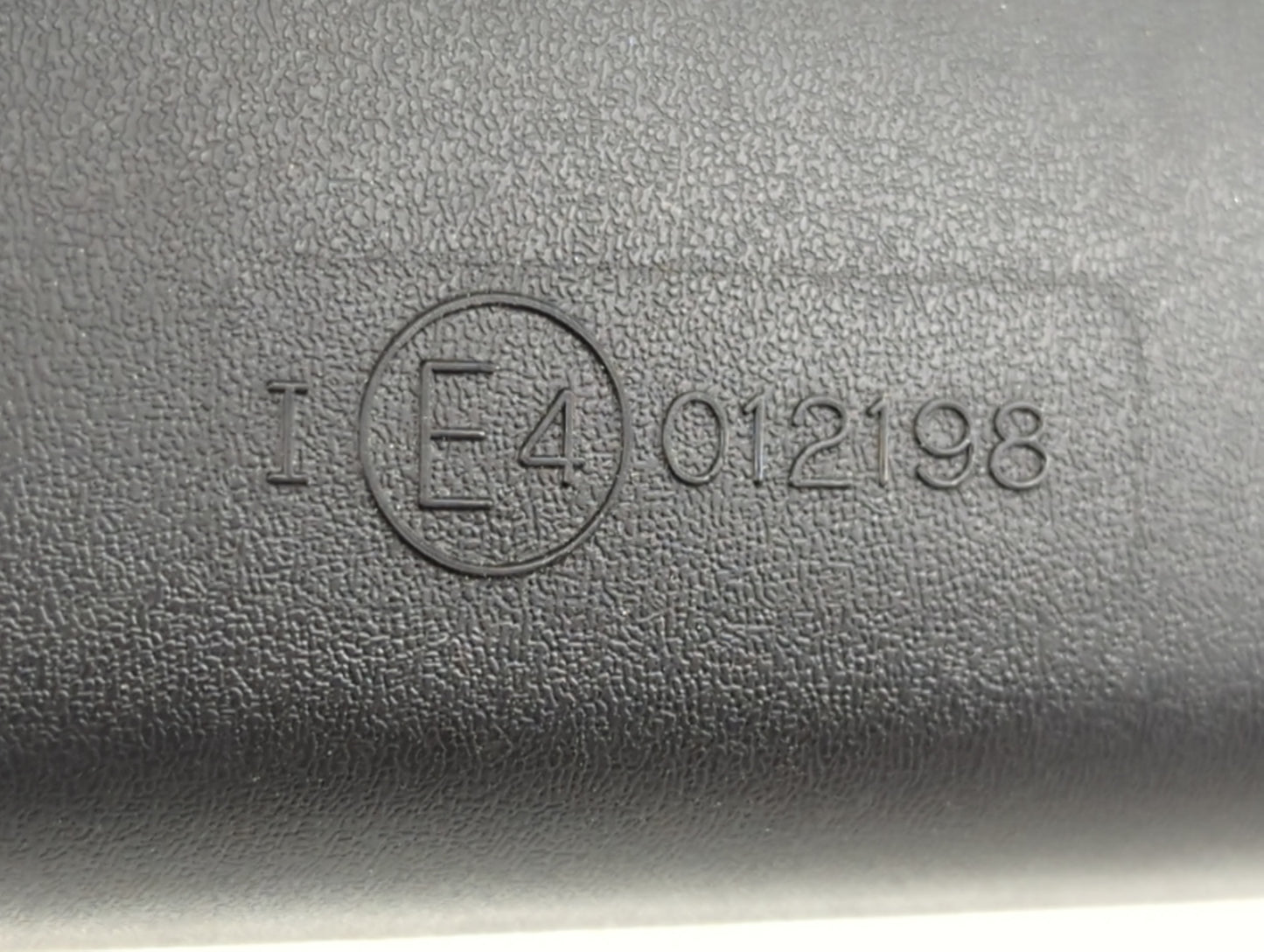 2001-2010 Toyota Highlander Interior Rear View Mirror Replacement OEM P/N:E4012198 Fits OEM Used Auto Parts - Oemusedautopar