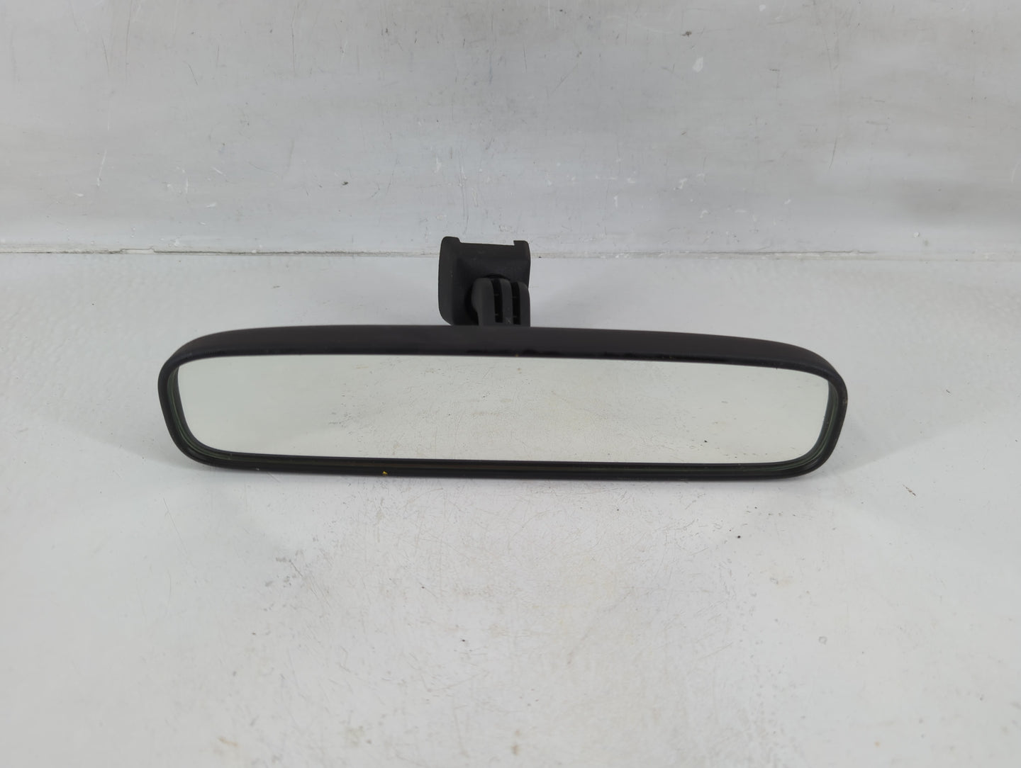 2001-2010 Toyota Highlander Interior Rear View Mirror Replacement OEM P/N:E4022198 Fits OEM Used Auto Parts - Oemusedautopar
