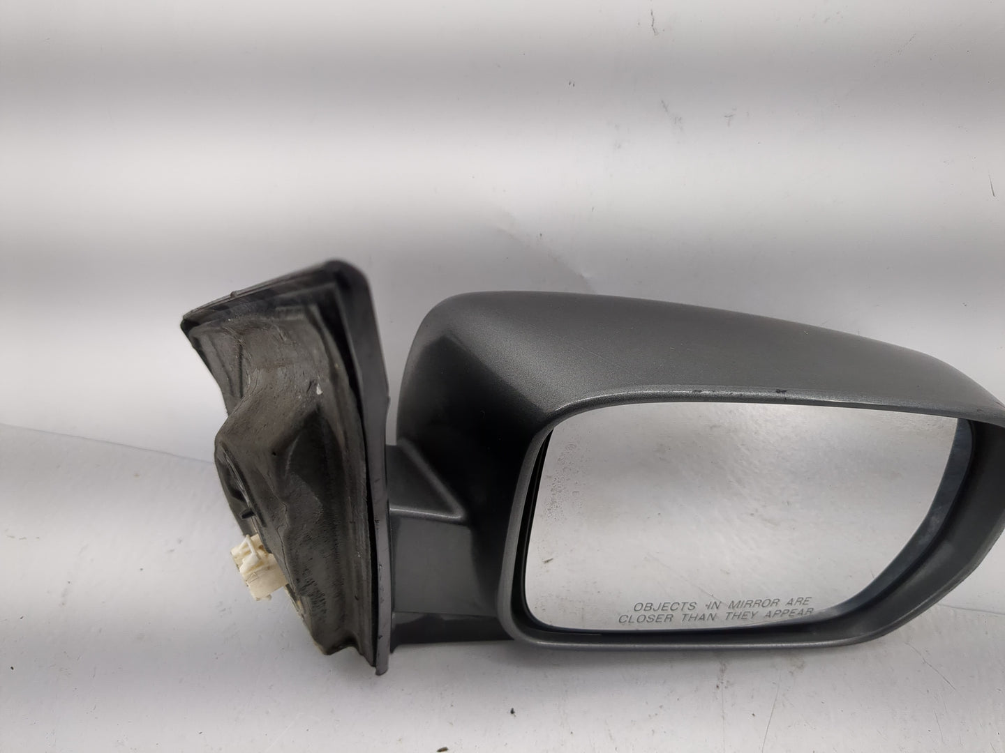 2001-2007 Toyota Highlander Passenger Side View Mirror - Right Door Mirror OEM Used - Oemusedautoparts1.com