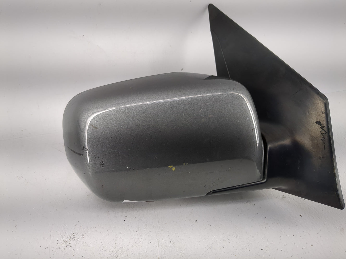 2001-2007 Toyota Highlander Passenger Side View Mirror - Right Door Mirror OEM Used - Oemusedautoparts1.com