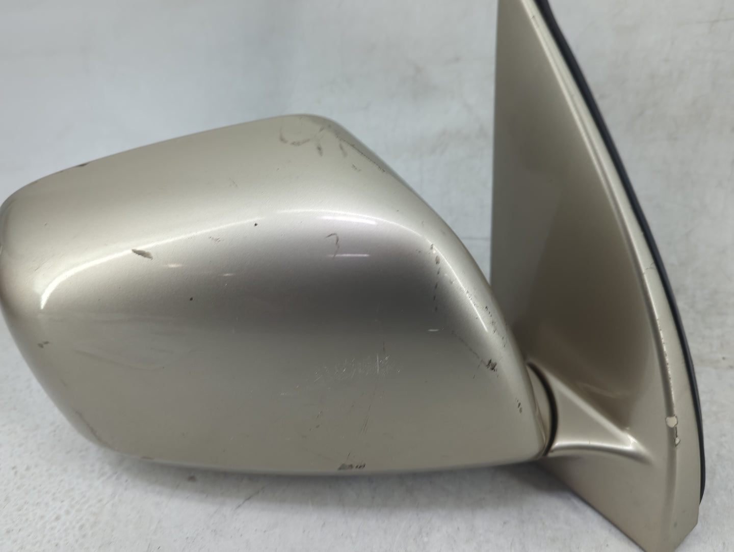 2001-2007 Toyota Highlander Passenger Side View Mirror - Right Door Mirror OEM Used - Oemusedautoparts1.com