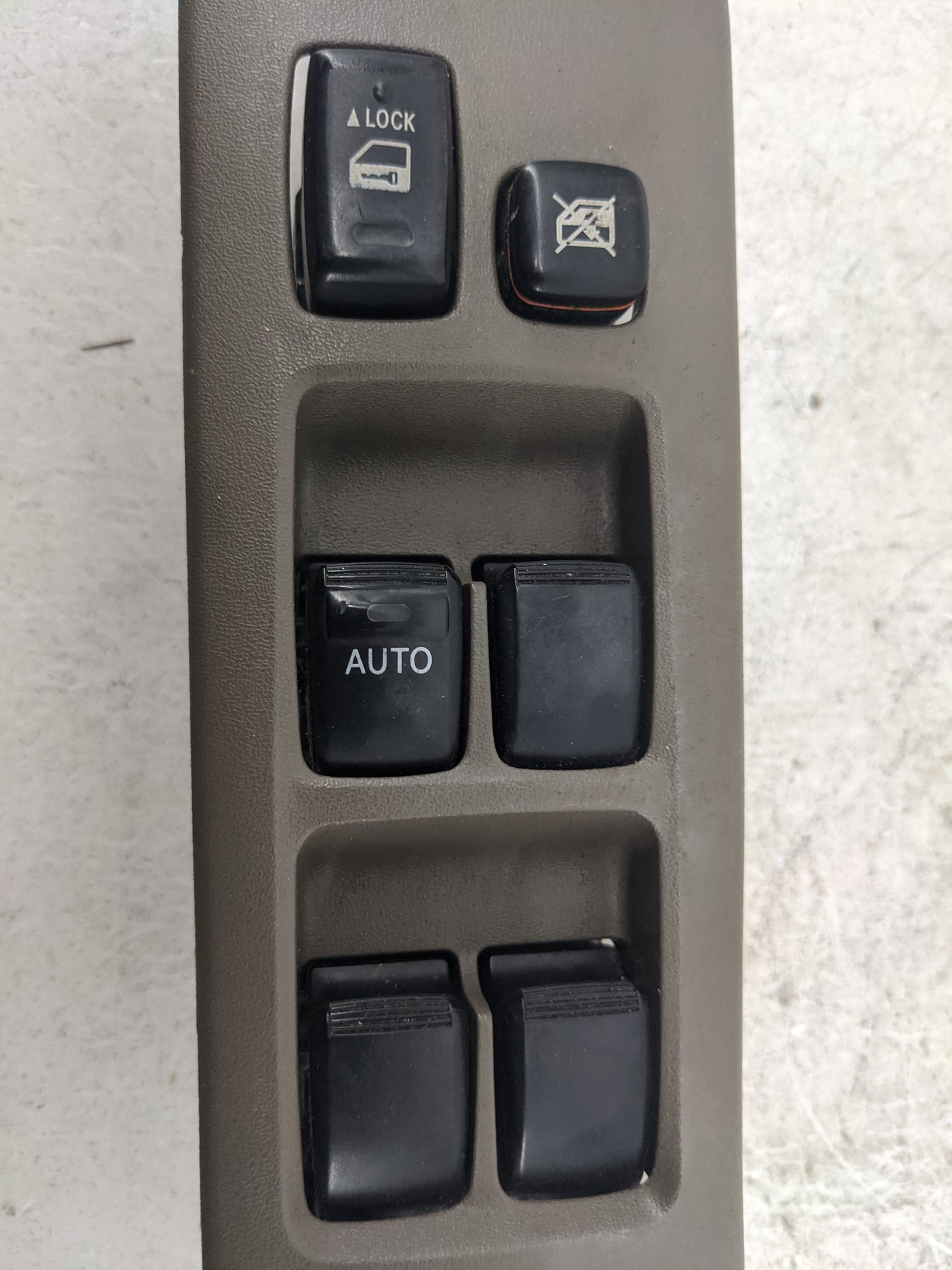 2005-2007 Toyota Highlander Master Power Window Switch Replacement Driver Side Left P/N:74240-48100 Fits Fits 2005 2006 2007